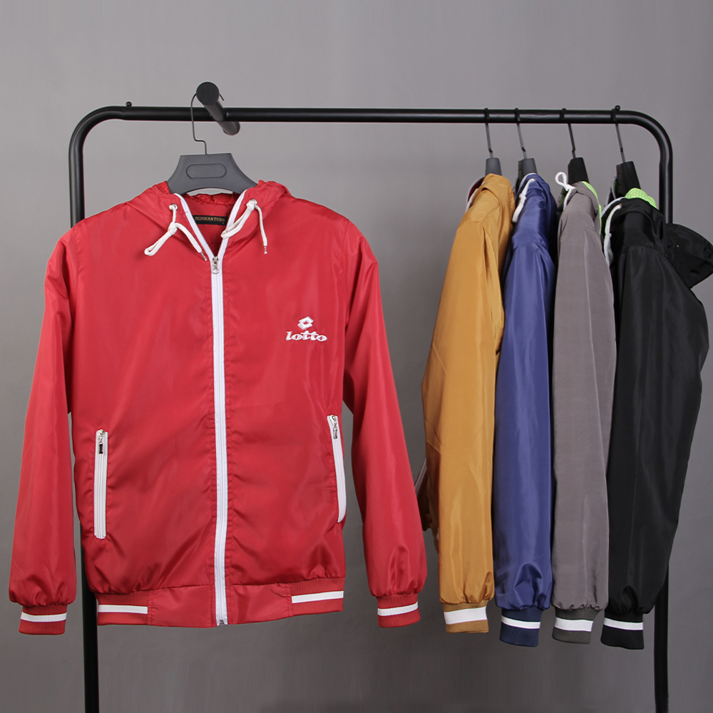 سوئی شرت مدل Looto قرمز